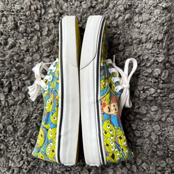 Vans X Toy Story Shoes Kids Size 4 Glow In The Dark Aliens Pixar Disney Collab - Picture 11 of 15